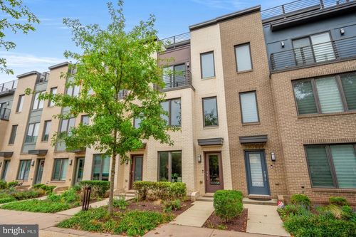 10358 Jacobsen St, BETHESDA, MD, 20817-1678 | Card Image