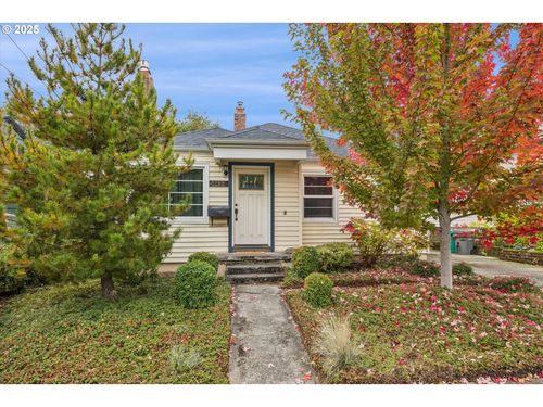 a-6443 Ne 33rd Ave, Portland, OR, 97211-7225 | Card Image