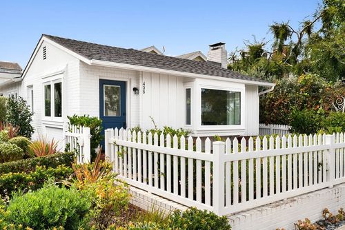 438 Acacia Ave, Corona del Mar, CA, 92625-1926 | Card Image
