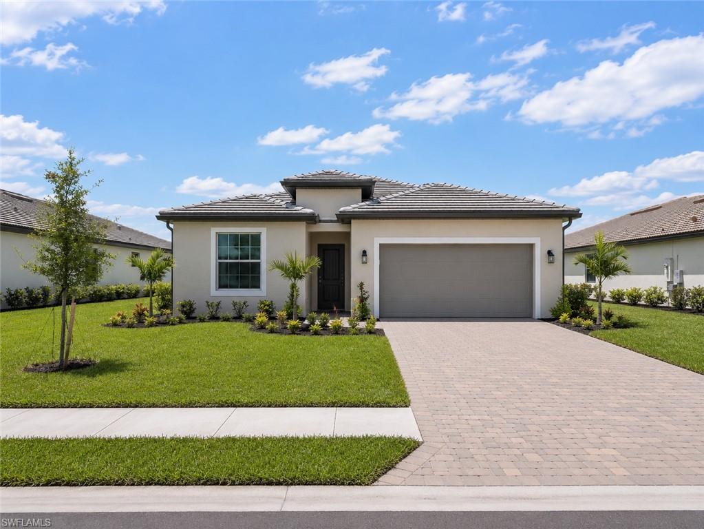 Residential Lease in ESTERO