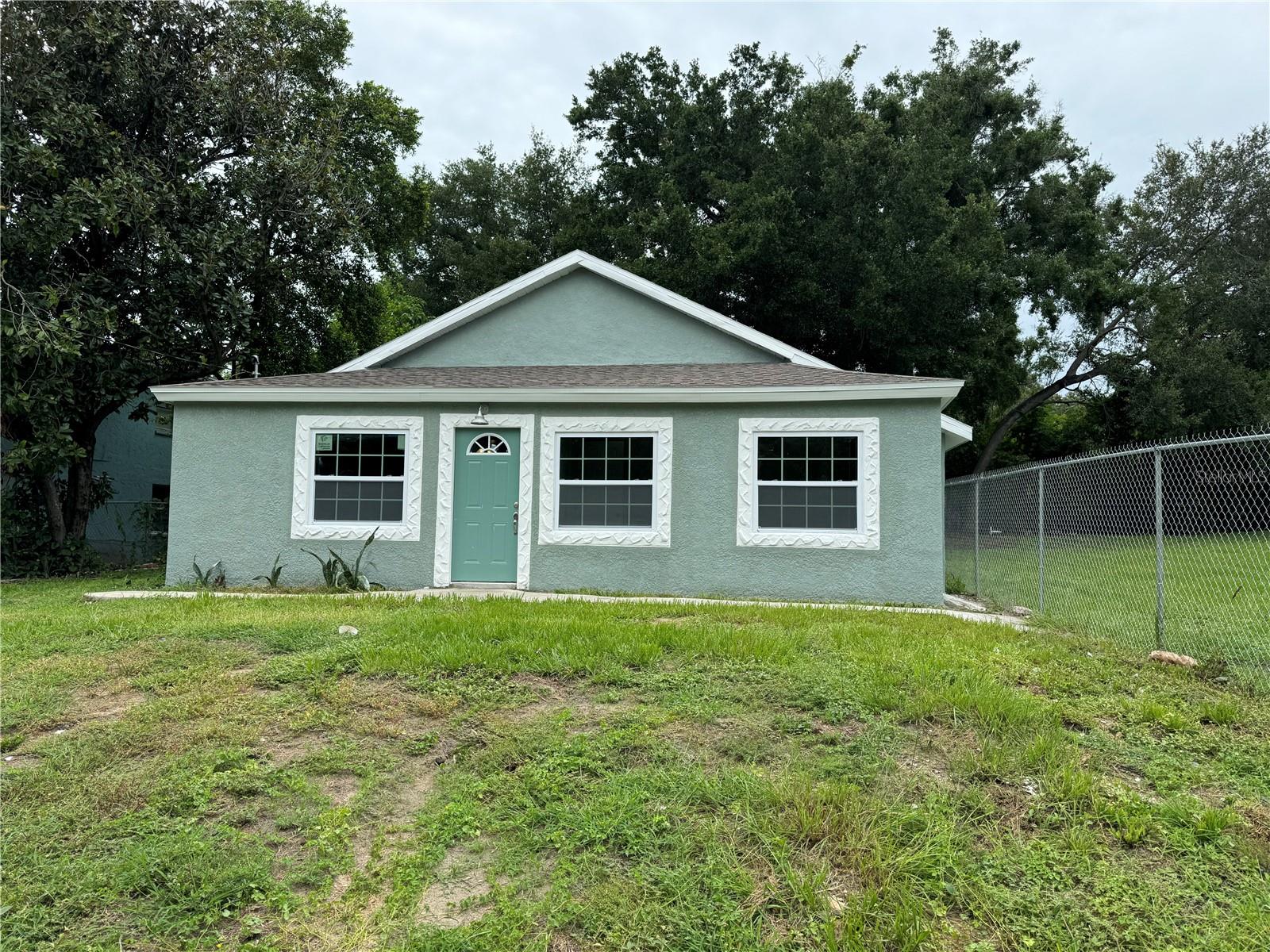 39th St, Tampa, FL 33604