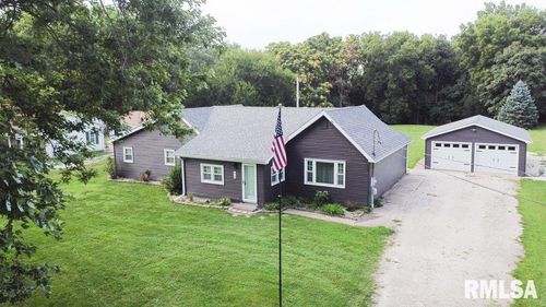 614 8th St, Saint David, IL, 61563-1575 | Card Image