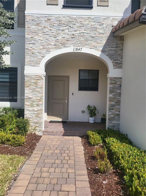 11847 Sw 246th Ter, Homestead, FL, 33032-3015 | Card Image