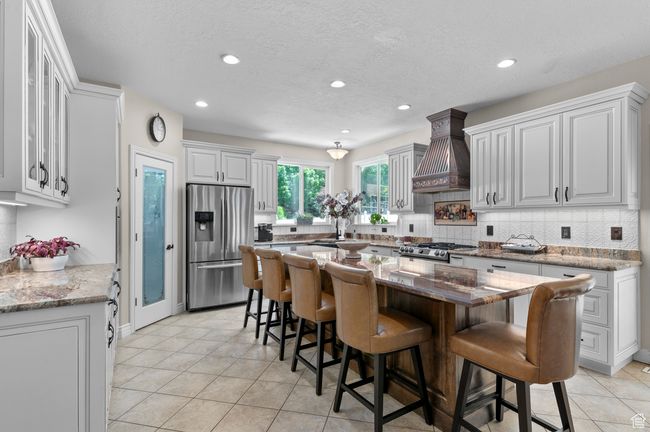 352 E Maple Dr, House other with 5 bedrooms, 4 bathrooms and 3 parking in Alpine UT | Image 11