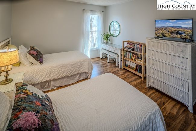 202 Cliffside Ln, House other with 4 bedrooms, 3 bathrooms and null parking in Seven Devils NC | Image 23