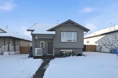 5807 44 Ave, Rocky Mountain House, AB, T4T0A1 | Card Image