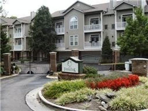 2073 Stokes Ln, Nashville, TN, 37215-1547 | Card Image