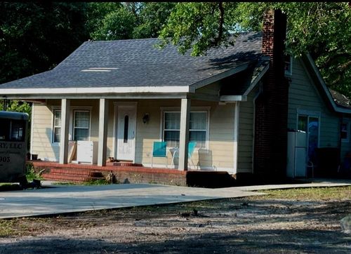 415 Live Oak St, Conway, SC, 29527-5742 | Card Image