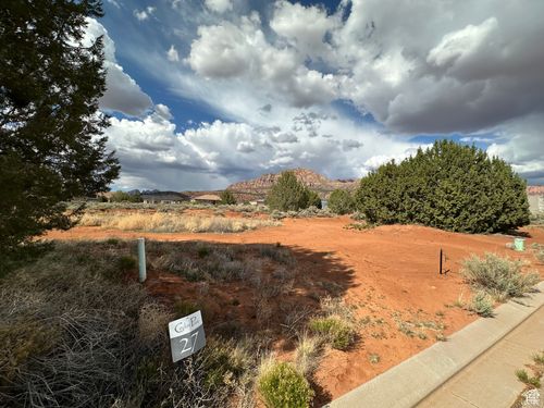 1131 E Red Sage Ln, Apple Valley, UT, 84737-4911 | Card Image