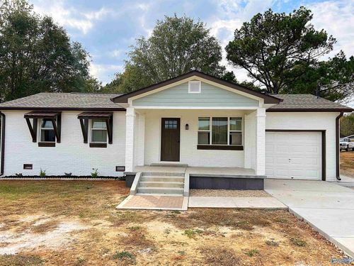 3842 Maysville Rd Ne, Huntsville, AL, 35811-9546 | Card Image