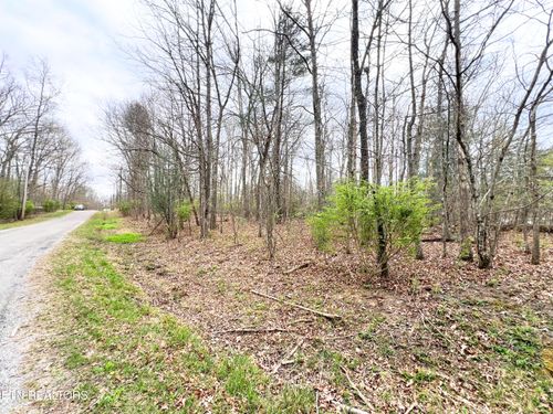 1036-1032, 1036 Uno Ln, Crossville, TN, 38572-3578 | Card Image