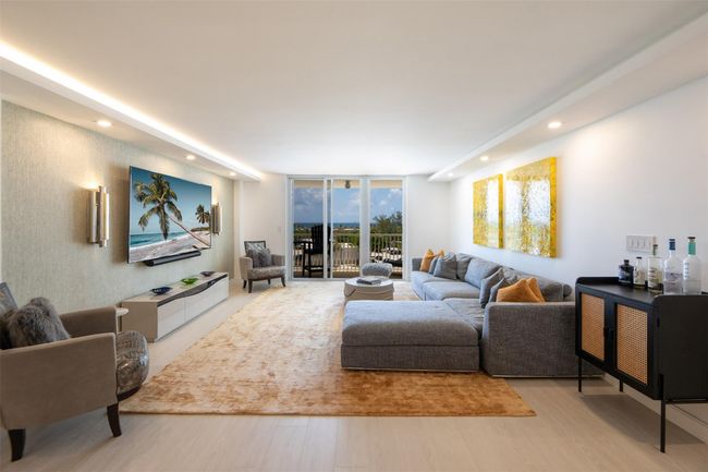 APT-404 - 1 Las Olas Cir, Condo with 2 bedrooms, 2 bathrooms and null parking in Fort Lauderdale FL | Image 8