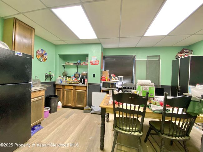 Breakroom | Image 12