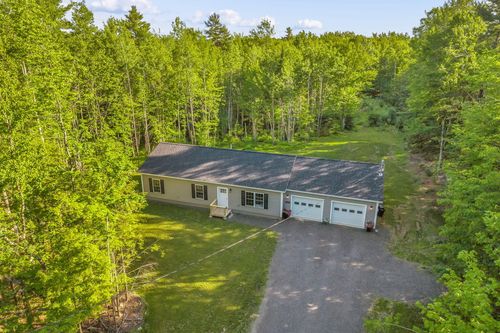 522 Avenue Rd, Levant, ME, 04456-4014 | Card Image