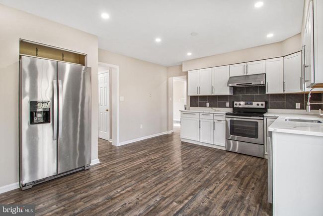 6469 Woodland Forest Dr, House other with 3 bedrooms, 3 bathrooms and null parking in ELKRIDGE MD | Image 15