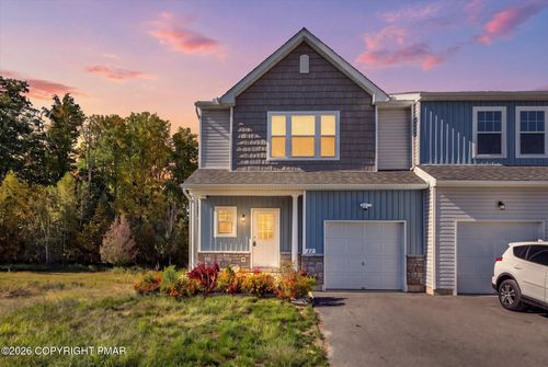 22 Olivia Way, Mountain Top, PA, 18707-2389 | Card Image