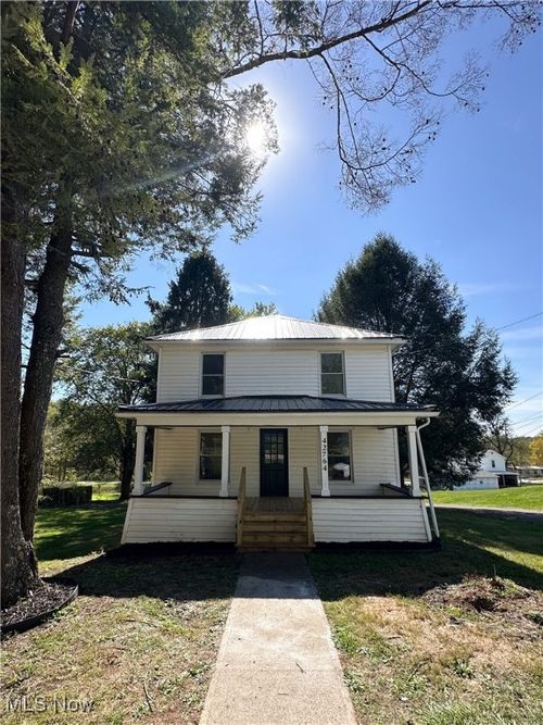 42764 Buckeye St, Flushing, OH, 43977-9746 | Card Image