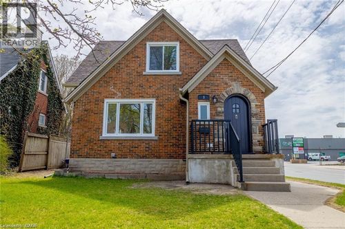 upper-3 Locust St, Kitchener, ON, N2H1W6 | Card Image