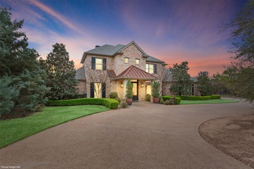7041 Bending Trl, Mcgregor, TX, 76657-4142 | Card Image