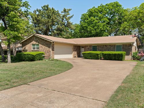 1509 Terbet Ln, Fort Worth, TX, 76112-3314 | Card Image