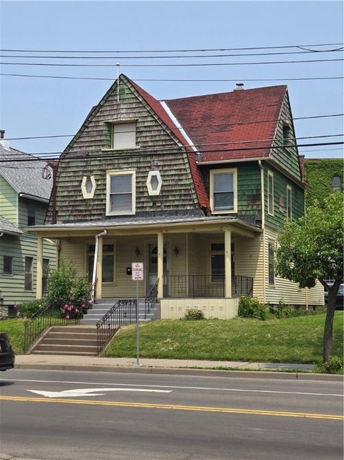 210 Clinton St, Binghamton, NY, 13905-2230 | Card Image