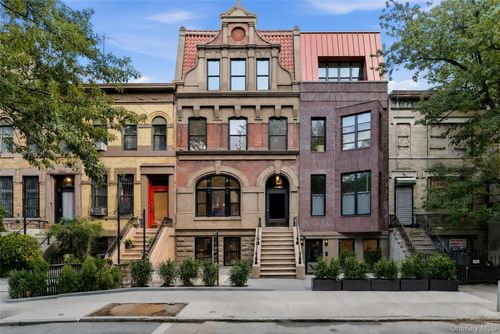4-427 E 140 Street, New York, NY, 10451 | Card Image