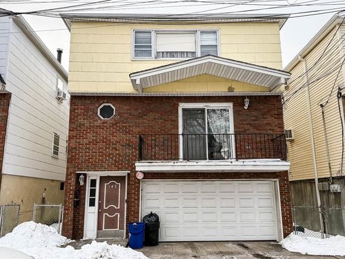 147 Beacon Ave, Jersey City, NJ, 07306-2517 | Card Image