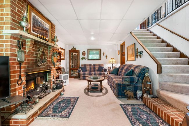 1202 N Rapids Rd, House other with 3 bedrooms, 2 bathrooms and null parking in Manitowoc WI | Image 8