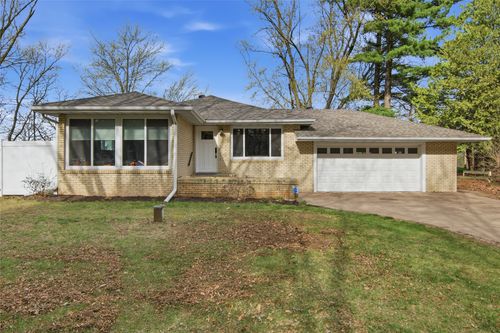 2888 115th St, Chippewa Falls, WI, 54729-6742 | Card Image