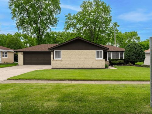 1011 Maitland Dr, Lockport, IL, 60441-3716 | Card Image