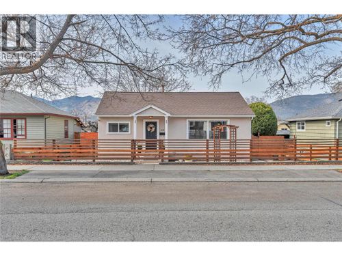 1119 Kilwinning Street, Penticton, BC, V2A4N9 | Card Image