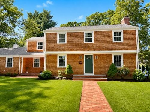 4 Old Chimney Rd, Barrington, RI, 02806-3225 | Card Image