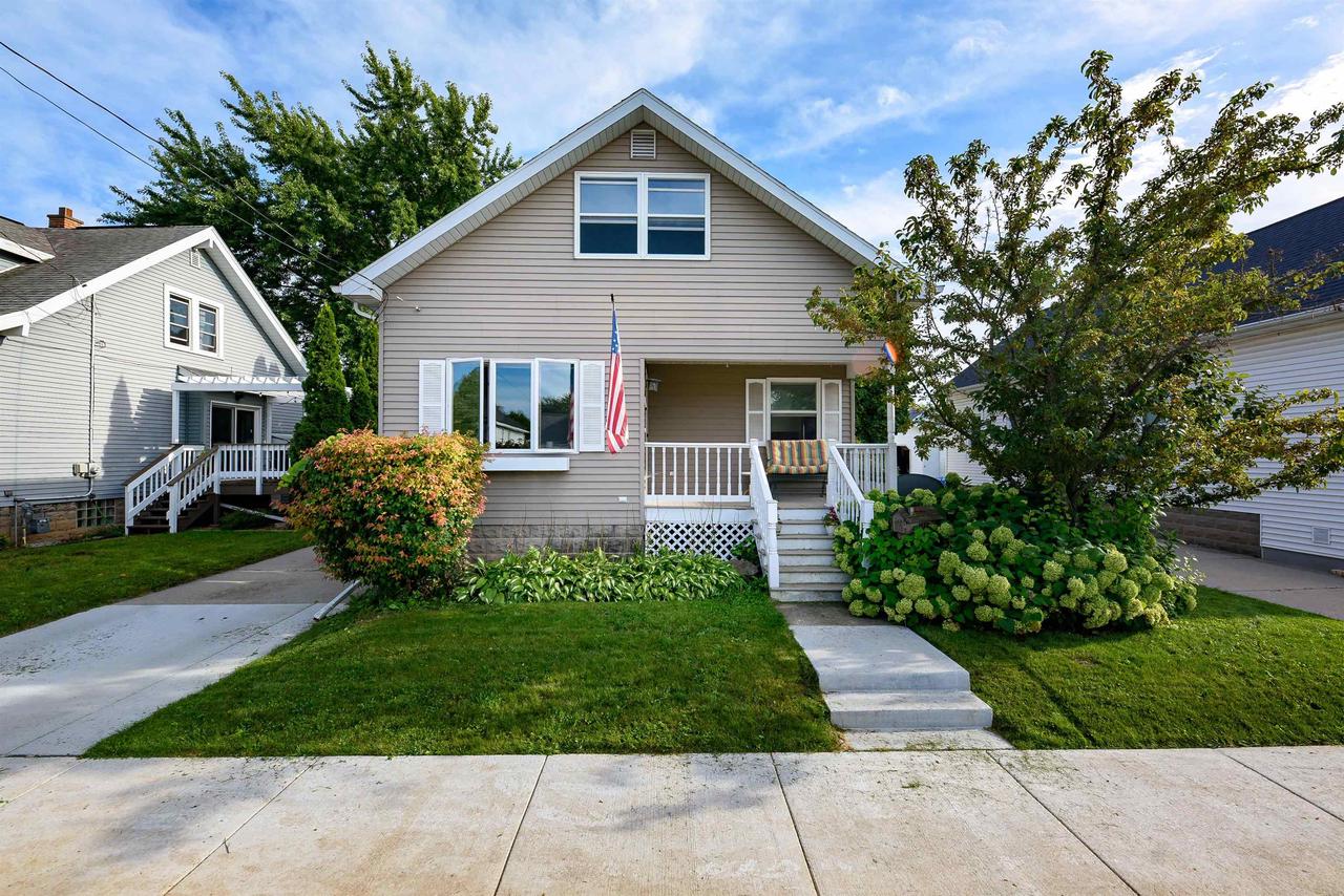 Arthur Ave, Oshkosh, WI 54902