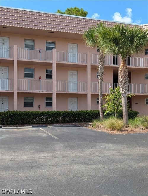 106-400 Forest Lakes Blvd, NAPLES, FL, 34105-2337 | Card Image