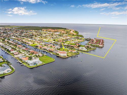 5 Tropicana Dr, PUNTA GORDA, FL, 33950-5018 | Card Image