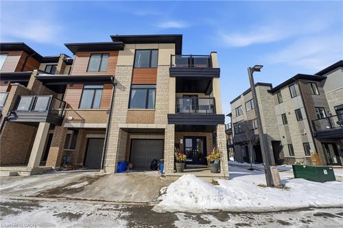 67-590 North Service Road, Stoney Creek, ON, L8E0K5 | Card Image