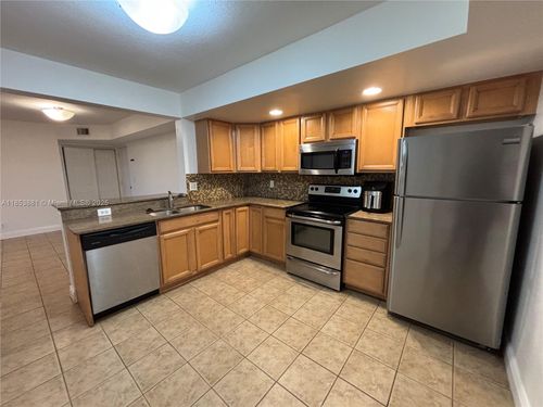 105b4-5761 Riverside Dr, Coral Springs, FL, 33067-2941 | Card Image