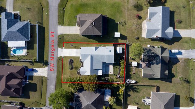 3582 Sw Margela St, House other with 3 bedrooms, 3 bathrooms and null parking in Port St Lucie FL | Image 51