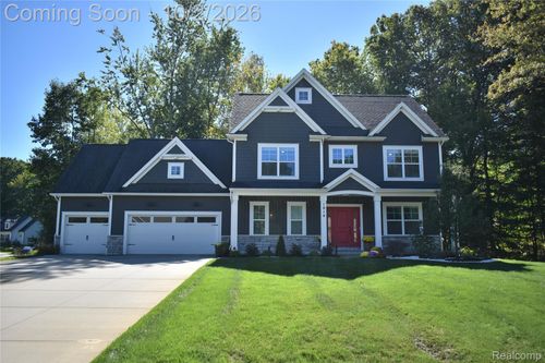 1014 Woods Edge Dr, Hartland, MI, 48353-3800 | Card Image