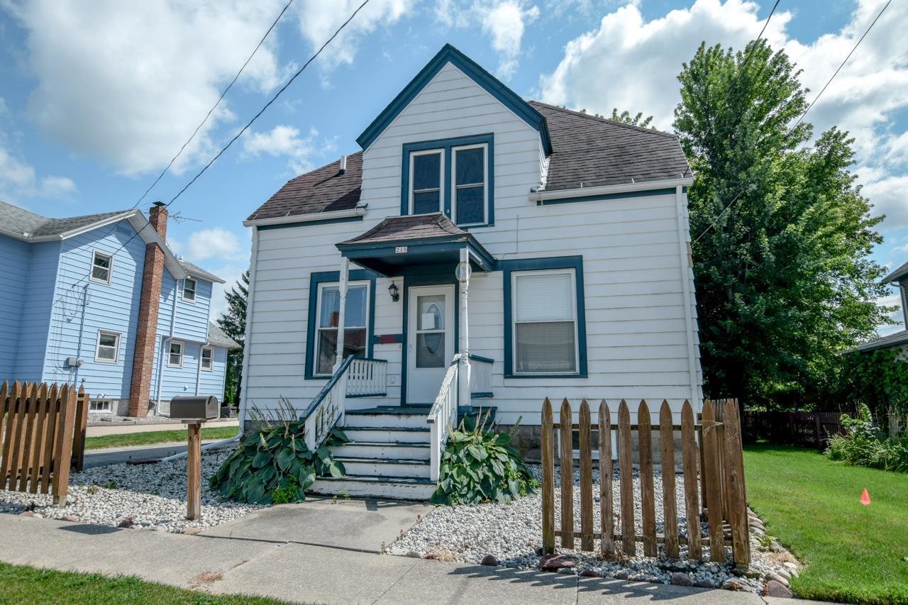 Randolph St, Randolph, WI 53956