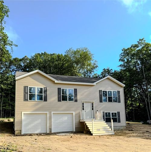197 Maxson Hill Rd, Ashaway, RI, 02804-2504 | Card Image