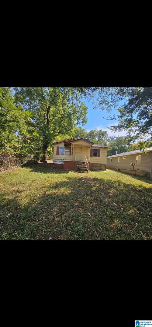 2805 Burrell St, BIRMINGHAM, AL, 35224-1704 | Card Image