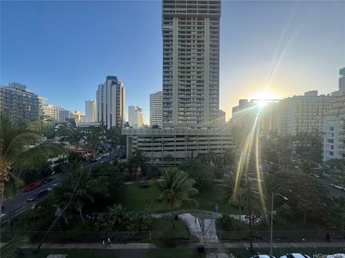 apt-708-440 Seaside Ave, Honolulu, HI, 96815-2659 | Card Image