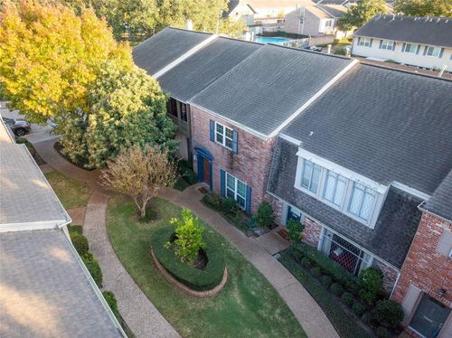 53-2061 Winrock Blvd, Houston, TX, 77057-3964 | Card Image