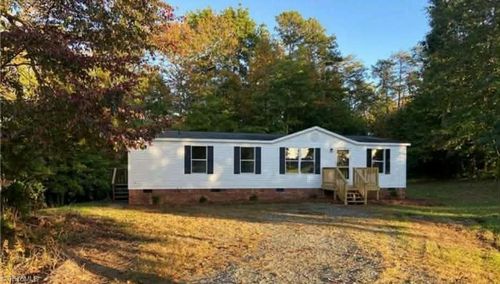 1058 Fulp Rd, Walnut Cove, NC, 27052-7629 | Card Image