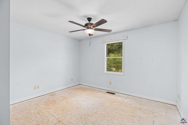1617 Dublin Eastman Rd, House other with 5 bedrooms, 3 bathrooms and null parking in Dexter GA | Image 32