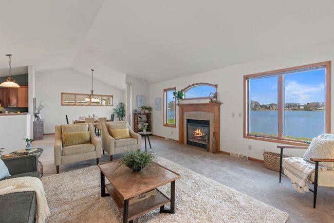 W9722 Cousins Court, House other with 3 bedrooms, 4 bathrooms and null parking in CALAMUS WI | Image 10