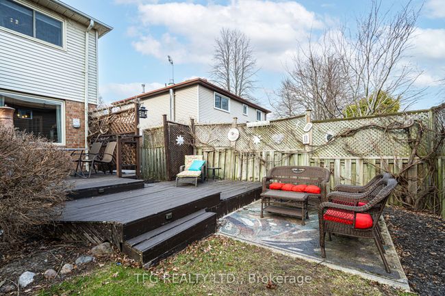 1272 Maple Ridge Dr, House other with 5 bedrooms, 4 bathrooms and 2 parking in Pickering ON | Image 35