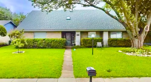 42 Merrie Cir, Richardson, TX, 75081-2524 | Card Image