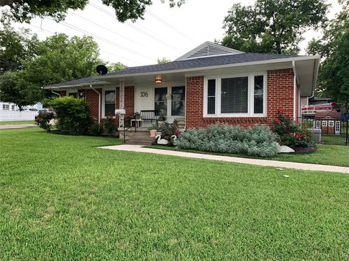 106 S Clark St, Rockwall, TX, 75087-2563 | Card Image